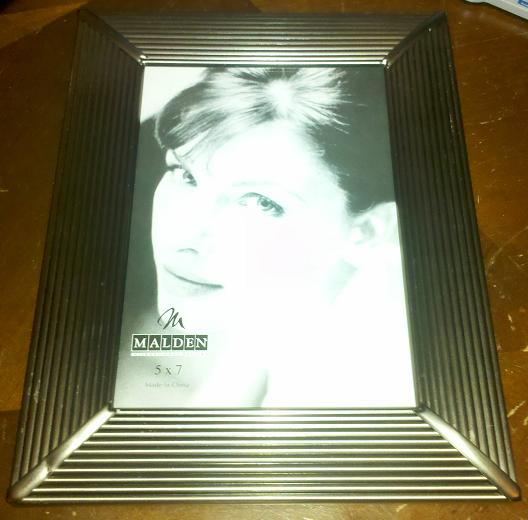 picture_frame_silver.jpg